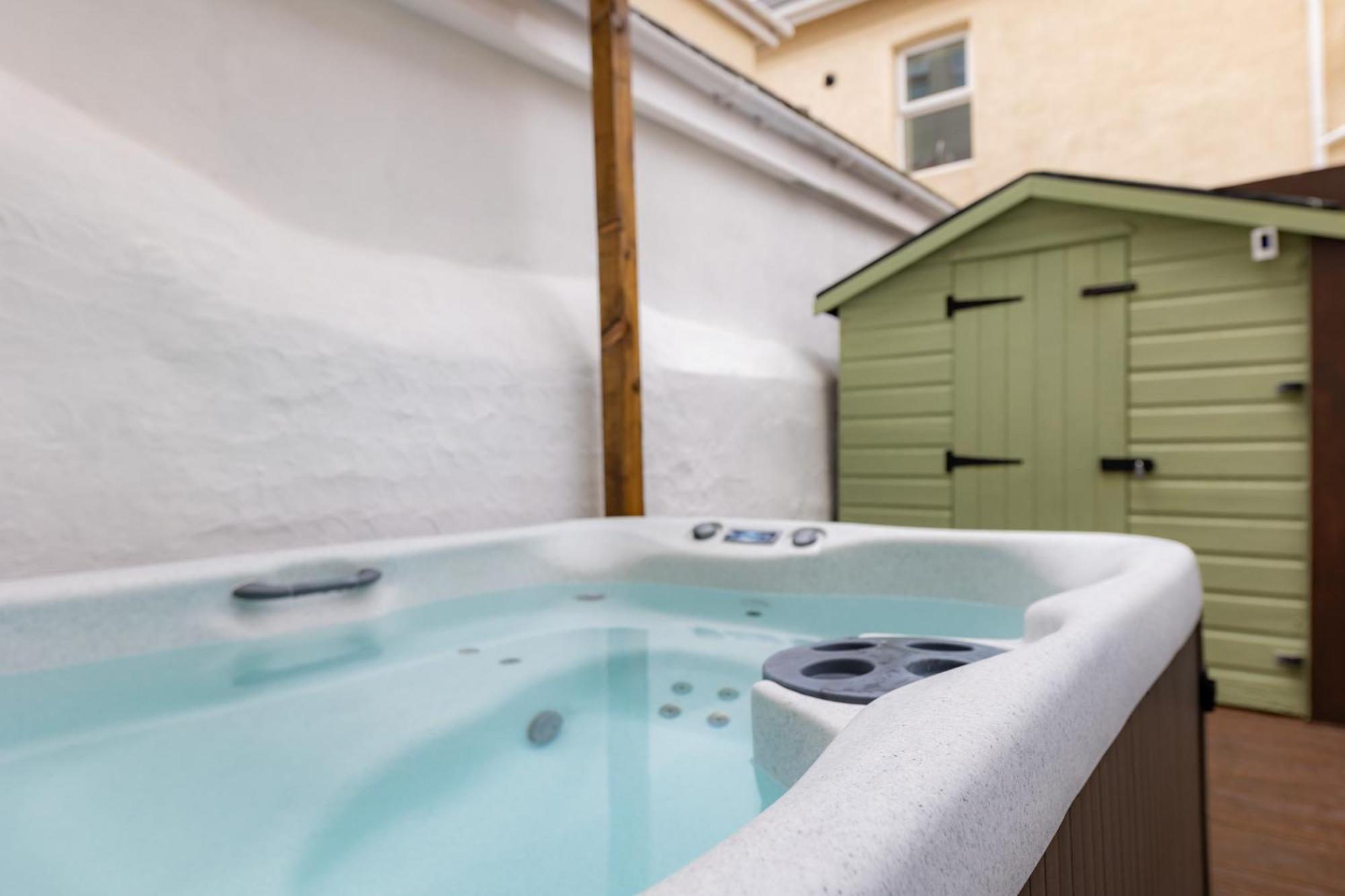The Cadnant Holiday House Llandudno Extérieur photo